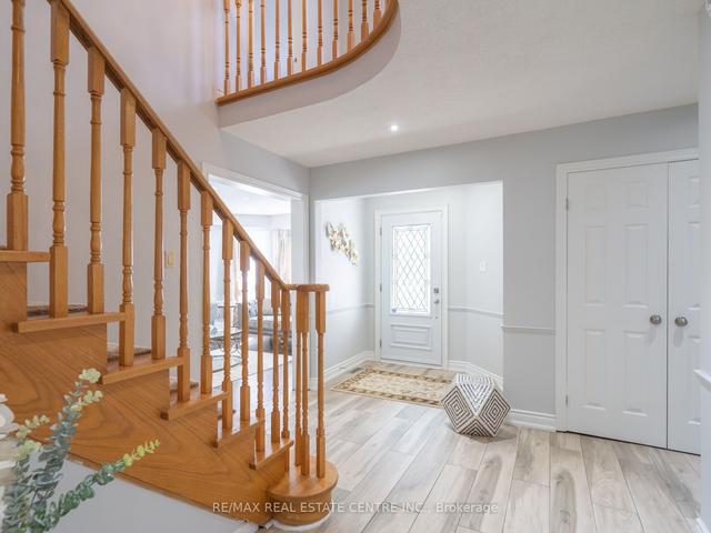 1442 Winterbourne Dr, House detached with 4 bedrooms, 4 bathrooms and 6 parking in Oakville ON | Image 23