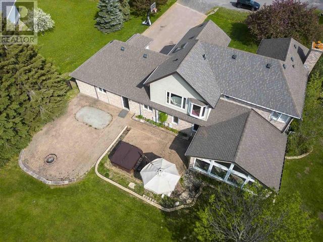 4285 Oak Heights Pl, House detached with 4 bedrooms, 2 bathrooms and null parking in Thunder Bay ON | Image 7