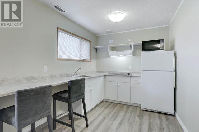 352/354 Alexander Ave, House detached with 2 bedrooms, 2 bathrooms and null parking in Kamloops BC | Image 25