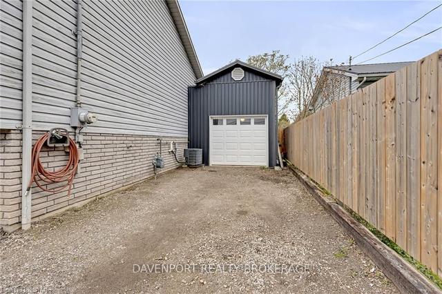9475 Springwater Rd, House detached with 2 bedrooms, 2 bathrooms and 7 parking in Central Elgin ON | Image 37