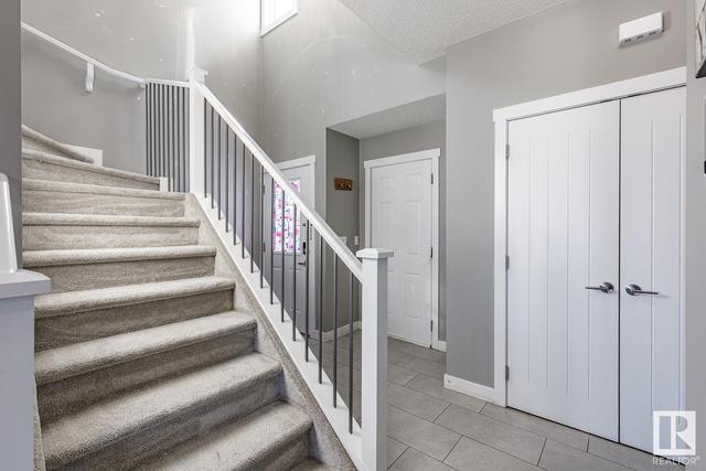 2444 17 Av Nw, House semidetached with 4 bedrooms, 3 bathrooms and null parking in Edmonton AB | Image 7
