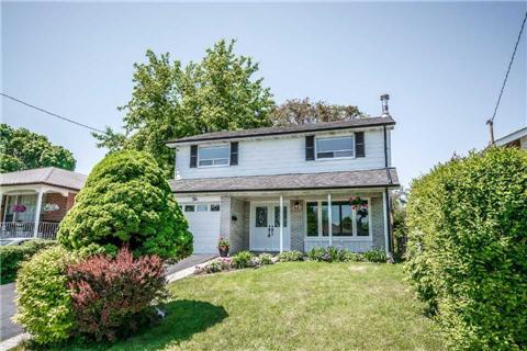 10 Wagner Dr, House detached with 4 bedrooms, 3 bathrooms and 3 parking in Toronto ON | Image 2