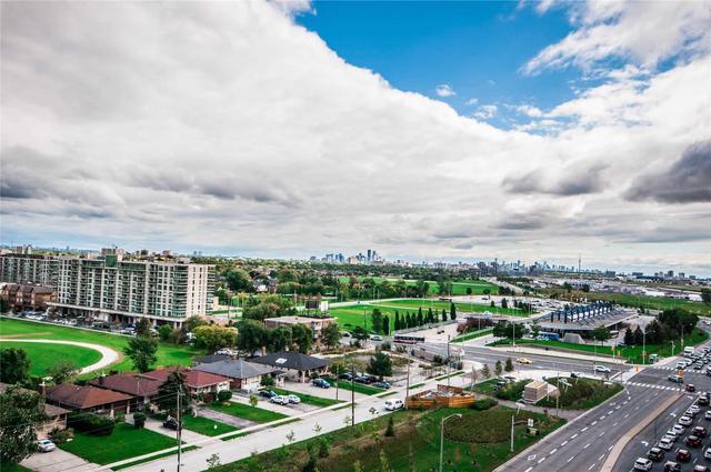 1110 - 10 De Boers Dr, Condo with 2 bedrooms, 2 bathrooms and 1 parking in Toronto ON | Image 4