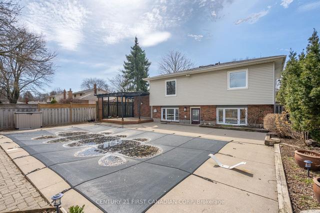 1445 Norman Ave, House detached with 3 bedrooms, 3 bathrooms and 4 parking in London ON | Image 28