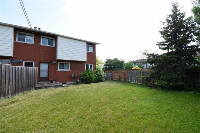9 Dianne Court, House semidetached with 3 bedrooms, 1 bathrooms and 2 parking in Hamilton ON | Image 28