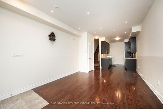 7 - 10 Hargrave Lane, Townhouse with 3 bedrooms, 3 bathrooms and 1 parking in Toronto ON | Image 36