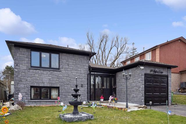 29 Portico Dr, House detached with 3 bedrooms, 4 bathrooms and 3 parking in Toronto ON | Image 1