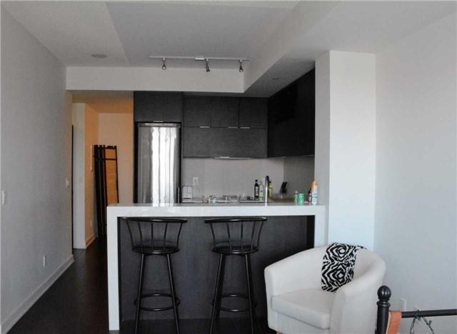 601 - 170 Sumach St, Condo with 1 bedrooms, 1 bathrooms and null parking in Toronto ON | Image 3