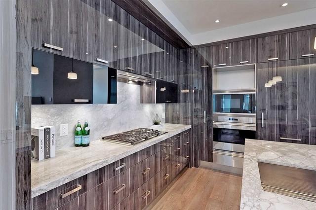 th05 - 63 St Mary St, Townhouse with 3 bedrooms, 4 bathrooms and 2 parking in Toronto ON | Image 6