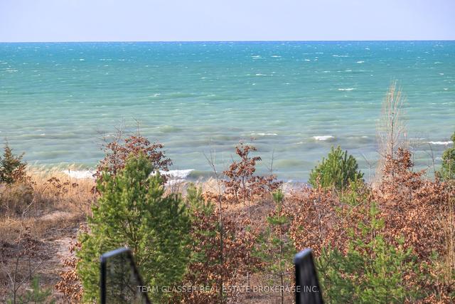 5b Lakeshore Dr, House detached with 4 bedrooms, 3 bathrooms and 6 parking in South Huron ON | Image 4