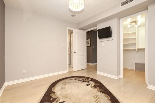 2101 - 3 Rean Dr, Condo with 2 bedrooms, 2 bathrooms and 1 parking in Toronto ON | Image 7