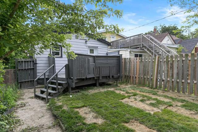 455 Aylmer Ave, House detached with 3 bedrooms, 3 bathrooms and 4 parking in Windsor ON | Image 14