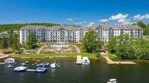 114 - 25 Pen Lake Point Rd, Condo with 2 bedrooms, 1 bathrooms and 1 parking in Huntsville ON | Image 1