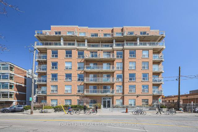 203 - 11 Christie St, Condo with 2 bedrooms, 1 bathrooms and 1 parking in Toronto ON | Image 1