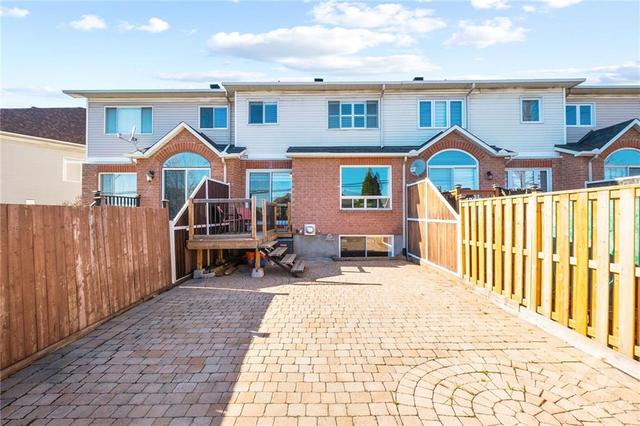 6278 Sablewood Place, Townhouse with 3 bedrooms, 3 bathrooms and 3 parking in Ottawa ON | Image 30