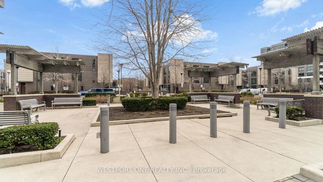 808 - 5 Valhalla Inn Rd, Condo with 1 bedrooms, 1 bathrooms and 1 parking in Toronto ON | Image 32
