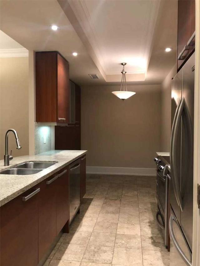 1002c - 662 Sheppard Ave E, Condo with 2 bedrooms, 2 bathrooms and 1 parking in Toronto ON | Image 10