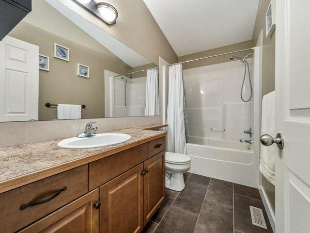 10 Canyoncrest Court W, House detached with 4 bedrooms, 3 bathrooms and 4 parking in Lethbridge AB | Image 23