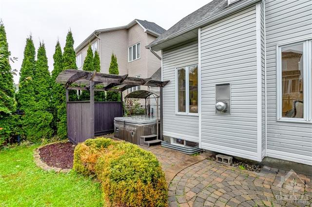 4 Crosspointe Avenue, House detached with 4 bedrooms, 4 bathrooms and 6 parking in Ottawa ON | Image 27