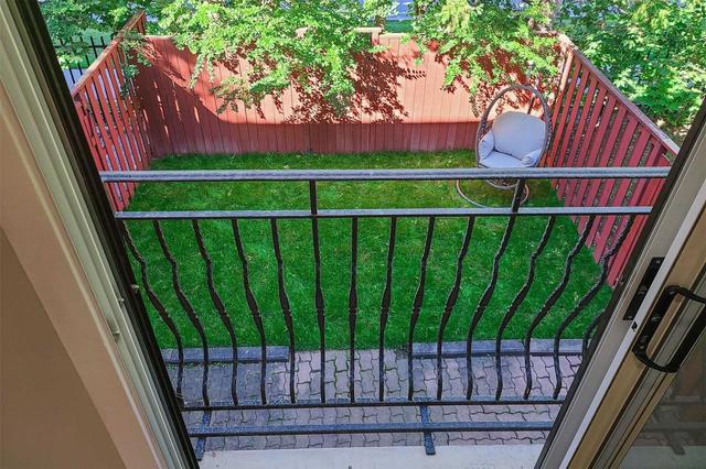 86 Bards Walk Way, Townhouse with 3 bedrooms, 3 bathrooms and 2 parking in Toronto ON | Image 31