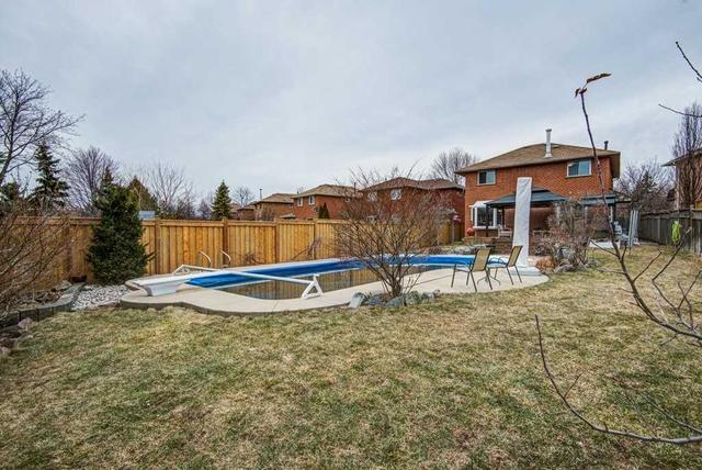 1403 Cobbler Lane, House detached with 4 bedrooms, 3 bathrooms and 5 parking in Oakville ON | Image 20