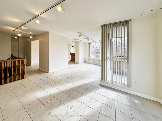 103n - 3 Hickory Tree Rd, Condo with 3 bedrooms, 3 bathrooms and 2 parking in Toronto ON | Image 12