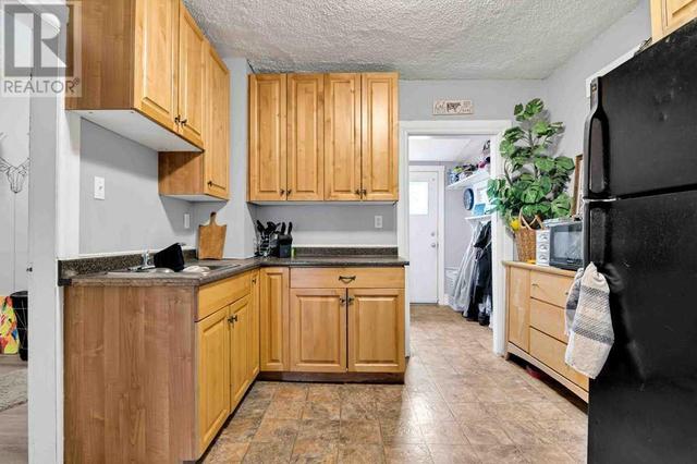 492 12 Street Se, House detached with 2 bedrooms, 1 bathrooms and 2 parking in Medicine Hat AB | Image 12