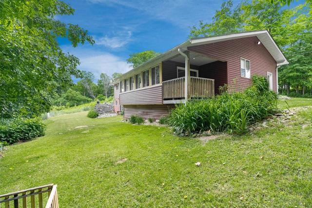 1005 Kc Dam Rd, House detached with 2 bedrooms, 3 bathrooms and 13 parking in Minden Hills ON | Image 15