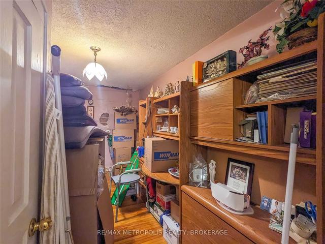 main - 529 Christina St N, House detached with 3 bedrooms, 1 bathrooms and 4 parking in Sarnia ON | Image 20