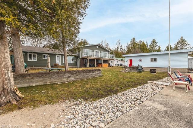 2477 Champlain Road, House detached with 3 bedrooms, 2 bathrooms and 11 parking in Tiny ON | Image 4