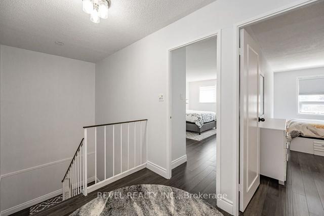 14 - 17 Gibson Dr, Townhouse with 2 bedrooms, 2 bathrooms and 2 parking in Kitchener ON | Image 4
