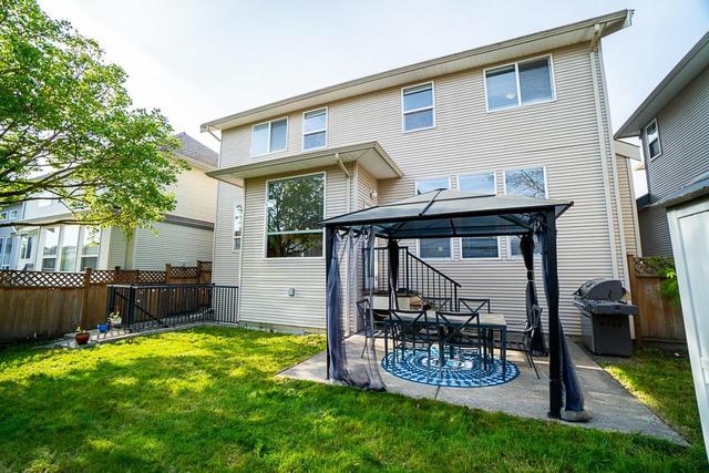 18880 70a Avenue, House detached with 5 bedrooms, 4 bathrooms and 4 parking in Surrey BC | Image 39