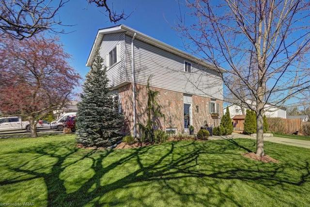 408 Bankside Crescent, House semidetached with 3 bedrooms, 2 bathrooms and 2 parking in Kitchener ON | Image 12