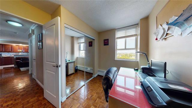 1205 - 541 Blackthorn Ave, Condo with 2 bedrooms, 1 bathrooms and 1 parking in Toronto ON | Image 9