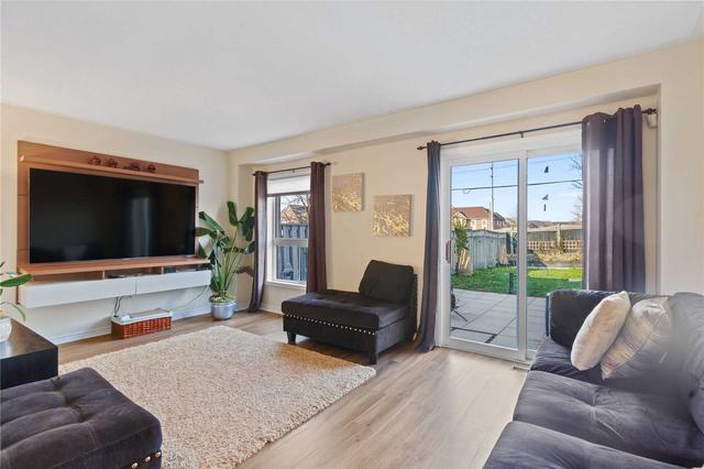 11 Trowell Lane, Townhouse with 3 bedrooms, 2 bathrooms and 2 parking in Ajax ON | Image 14