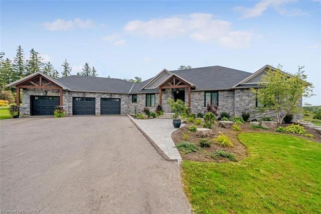 10740 First Line Nassagawe, House detached with 4 bedrooms, 3 bathrooms and 13 parking in Milton ON | Image 2