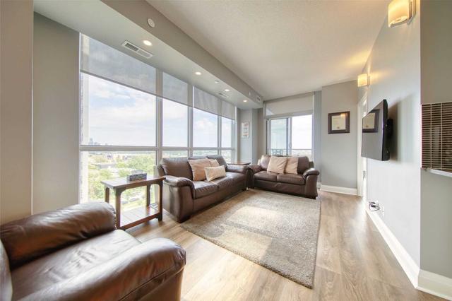 804 - 15 Zorra St, Condo with 2 bedrooms, 2 bathrooms and 1 parking in Toronto ON | Image 5