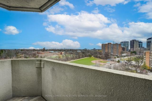 907 - 1300 Islington Ave, Condo with 3 bedrooms, 2 bathrooms and 2 parking in Toronto ON | Image 3