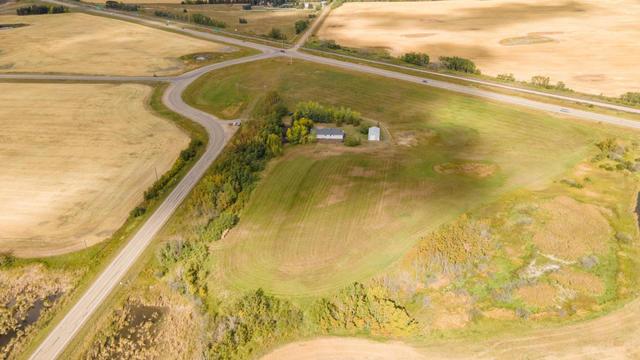 46445 Range Road 200, House detached with 3 bedrooms, 3 bathrooms and 6 parking in Camrose County AB | Image 5