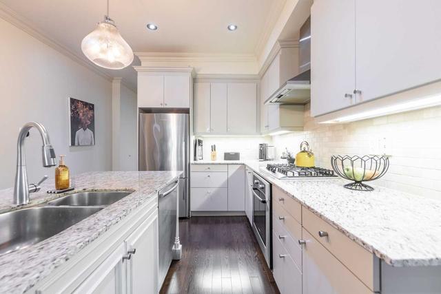 75 Pleasant Blvd, Townhouse with 2 bedrooms, 3 bathrooms and 2 parking in Toronto ON | Image 32