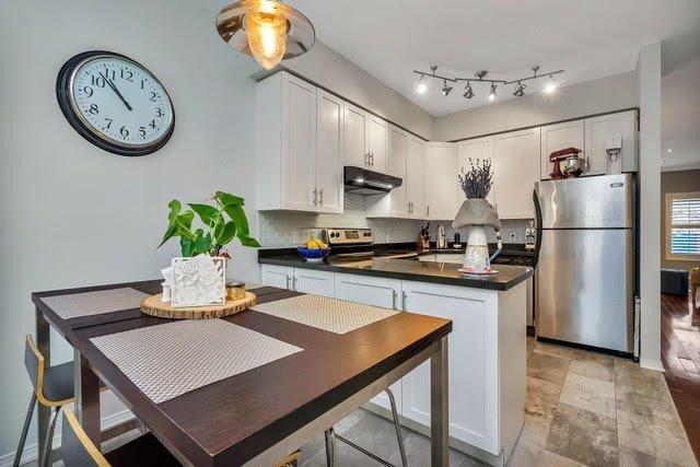 Th4 - 195 Grand Ave, House attached with 3 bedrooms, 3 bathrooms and 2 parking in Toronto ON | Image 3