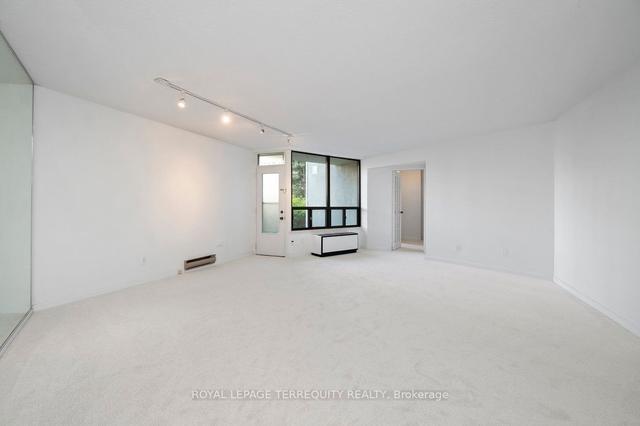 g1 - 296 Mill Rd, Condo with 3 bedrooms, 2 bathrooms and 1 parking in Toronto ON | Image 28