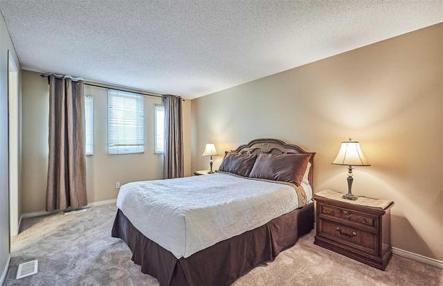 11 Macintyre Lane, Townhouse with 3 bedrooms, 3 bathrooms and 1 parking in Ajax ON | Image 14
