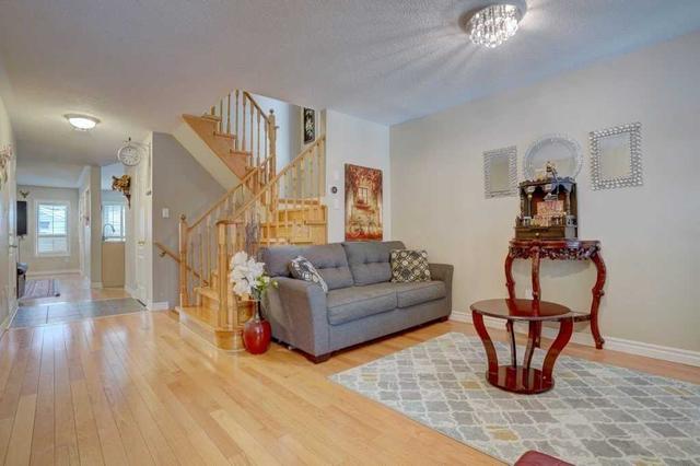 15 Sivyer Cres, House detached with 4 bedrooms, 3 bathrooms and 3 parking in Ajax ON | Image 17