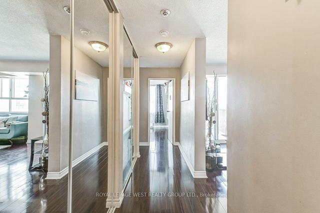 708 - 3077 Weston Rd, Condo with 2 bedrooms, 2 bathrooms and 2 parking in Toronto ON | Image 4
