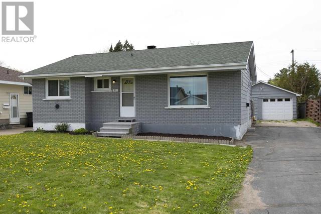 55 Carol Ct, House detached with 2 bedrooms, 2 bathrooms and null parking in Sault Ste. Marie ON | Card Image