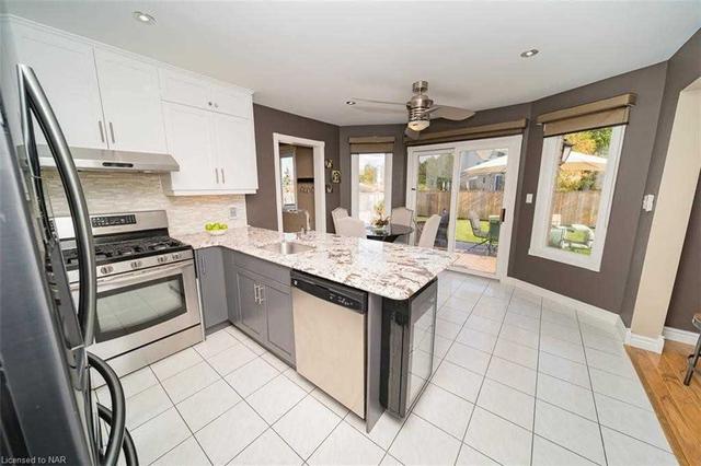 20 Consiglia Dr, House detached with 4 bedrooms, 4 bathrooms and 6 parking in St. Catharines ON | Image 35