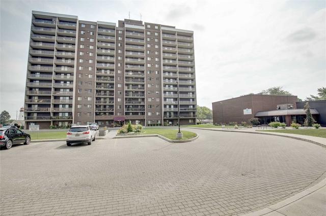 221 e - 9099 Riverside Dr, Condo with 1 bedrooms, 1 bathrooms and 1 parking in Windsor ON | Image 1