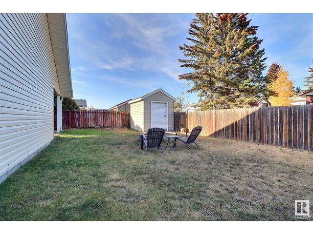 5104 56 St, House semidetached with 3 bedrooms, 3 bathrooms and null parking in St. Paul AB | Image 2