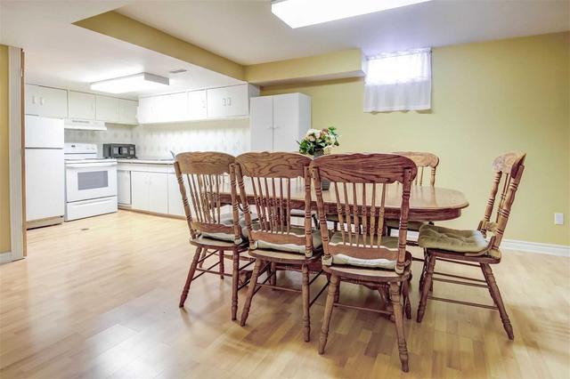 232 Solway Ave, House semidetached with 3 bedrooms, 3 bathrooms and 4 parking in Vaughan ON | Image 7